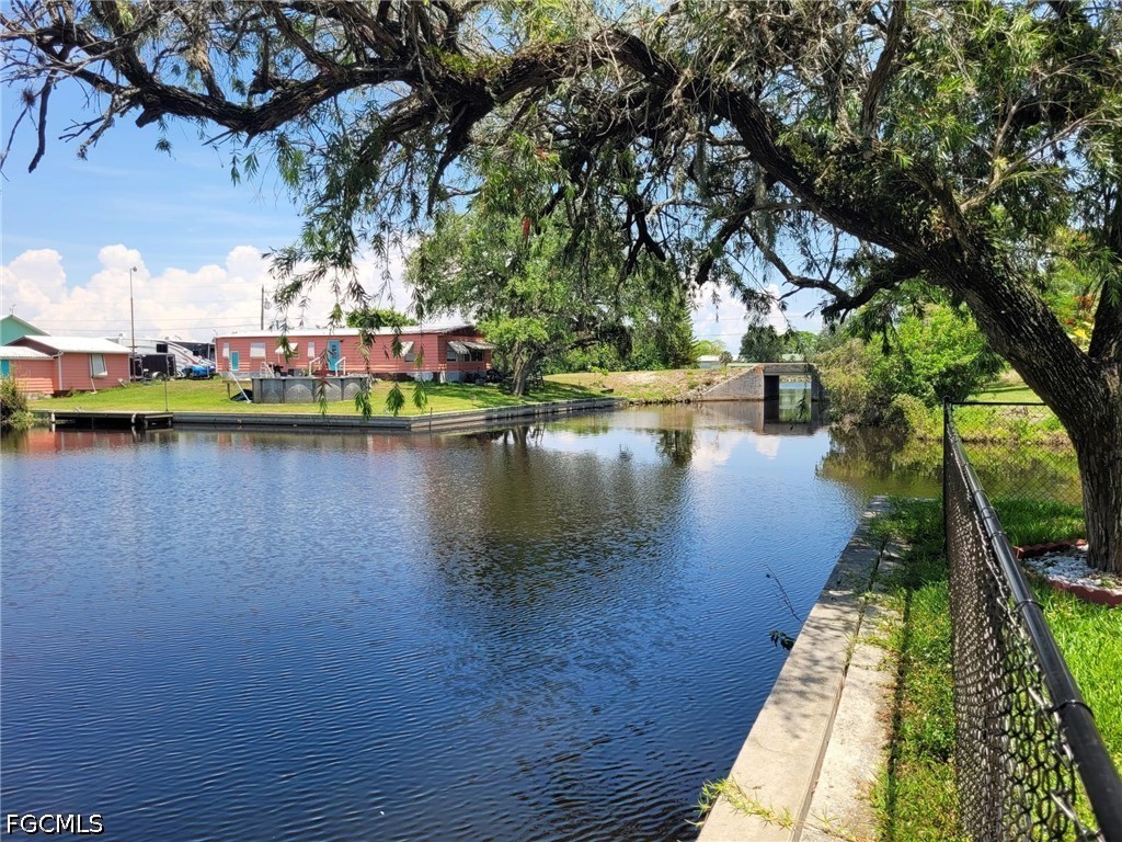 1104 Gulf Street Moore Haven FL 33471 2026016398 image2
