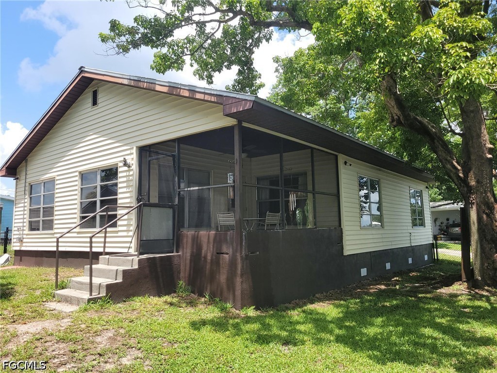 1104 Gulf Street Moore Haven FL 33471 2026016398 image24