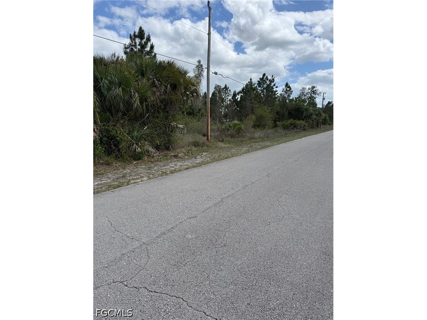 1104 Hamilton Avenue Lehigh Acres FL 33972 2026017141 image2