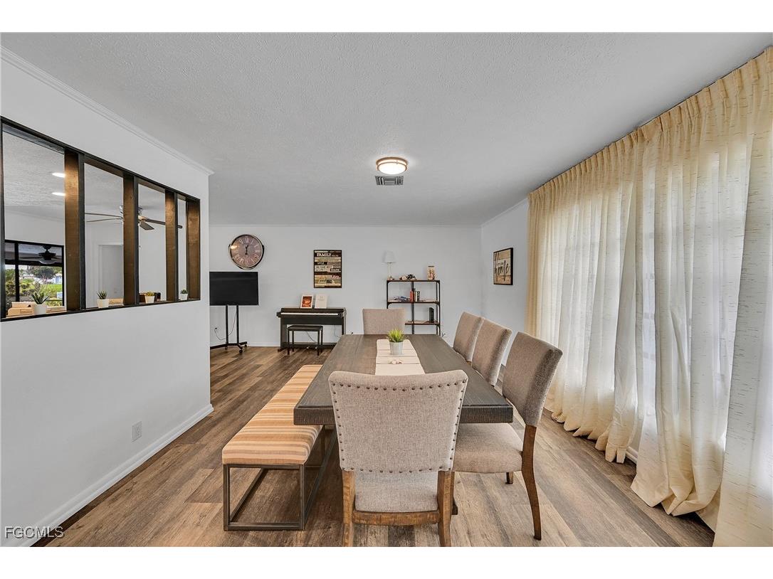 1104 SE 16th Terrace Cape Coral FL 33990 2025007214 image10