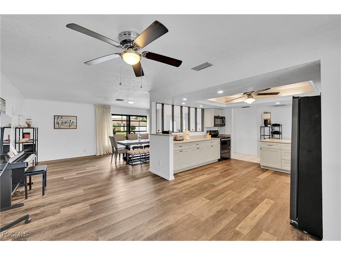 1104 SE 16th Terrace Cape Coral FL 33990 2025007214 image14