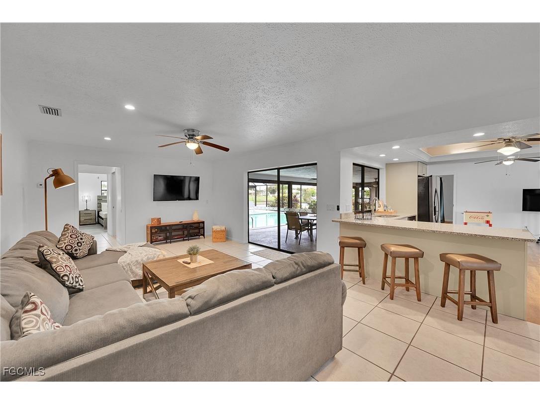 1104 SE 16th Terrace Cape Coral FL 33990 2025007214 image21