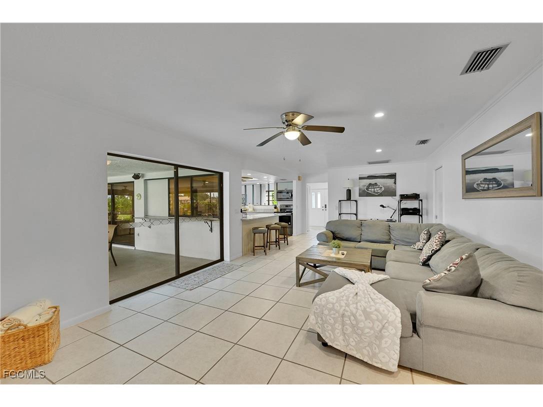 1104 SE 16th Terrace Cape Coral FL 33990 2025007214 image23