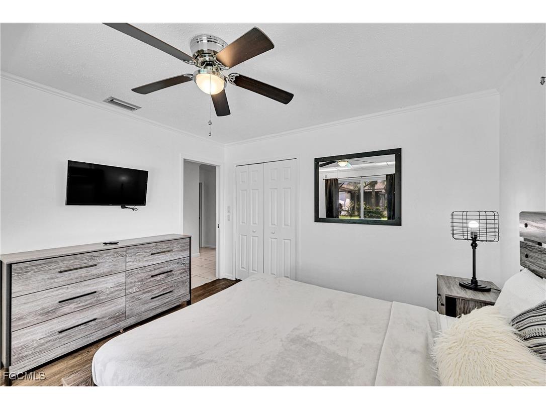 1104 SE 16th Terrace Cape Coral FL 33990 2025007214 image32