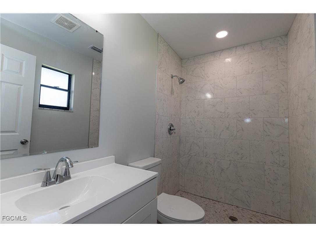 1104 SE 8th Street #7 Cape Coral FL 33990 2026004058 image7