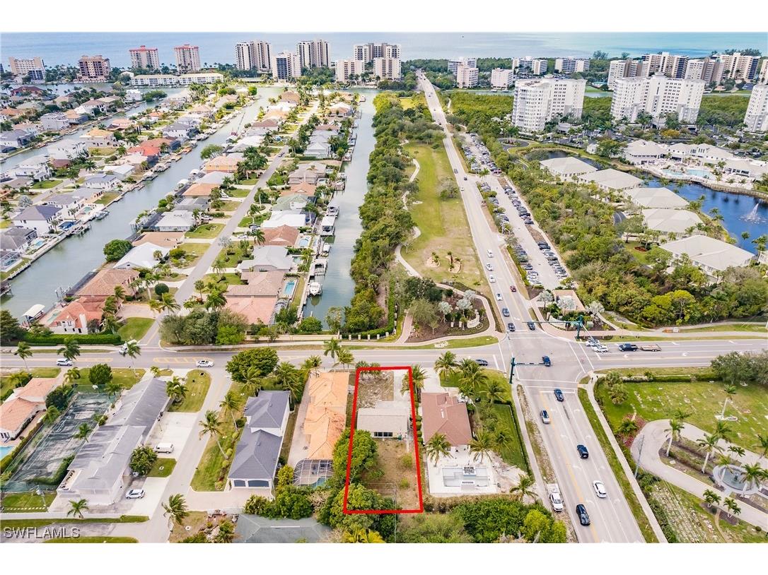 11040 Vanderbilt Drive Naples FL 34108 222011355 image1