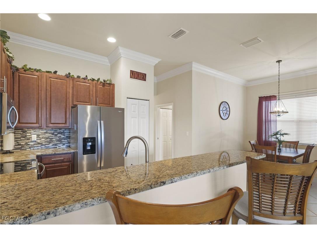 11040 Yellow Poplar Drive Fort Myers FL 33913 2025021205 image8