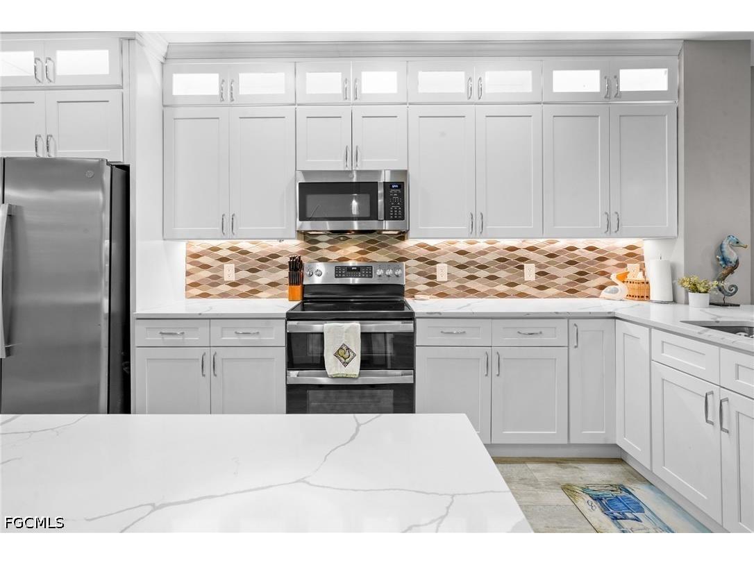 11041 Gulf Reflections Drive #103 Fort Myers FL 33908 2026020732 image3