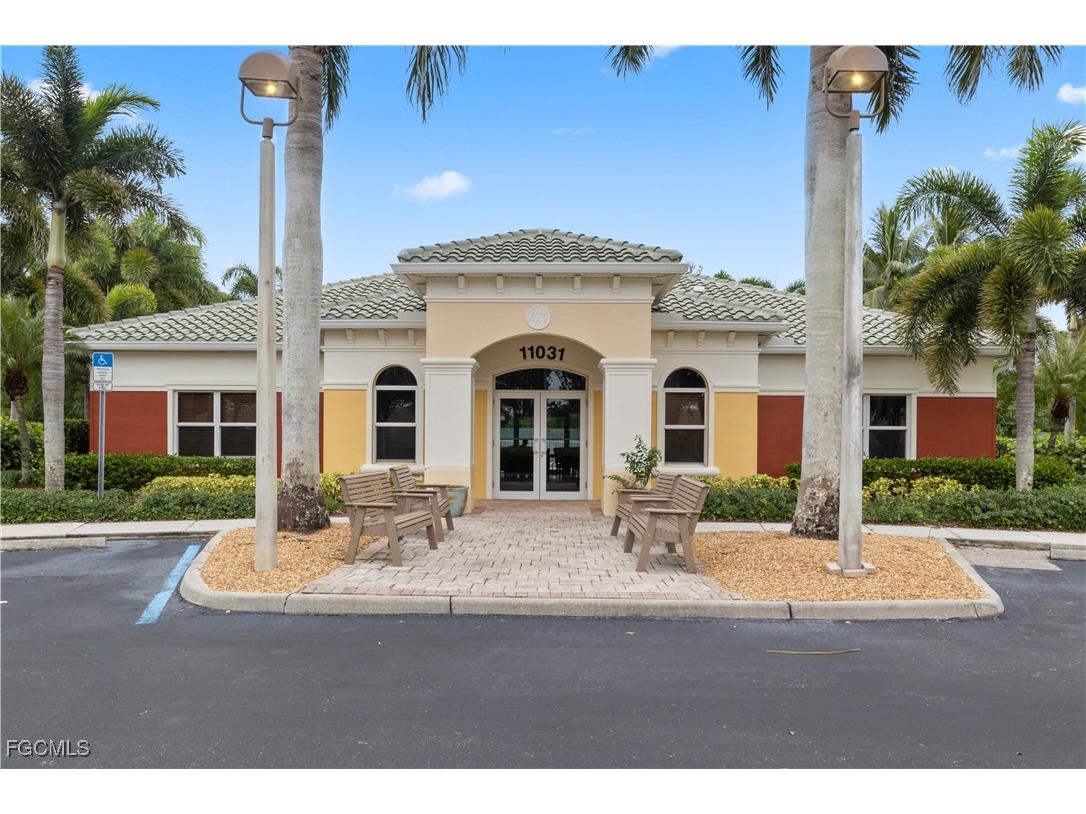 11041 Gulf Reflections Drive #206 Fort Myers FL 33908 2025011788 image37