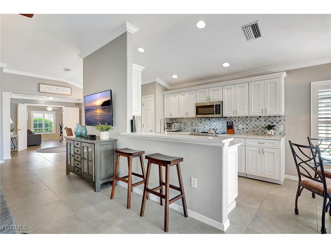 11041 Iron Horse Way Fort Myers FL 33913 2025017949 image11