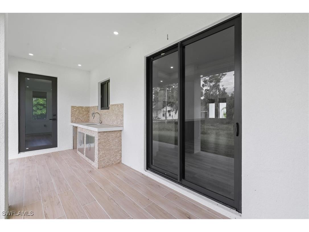 1105 22nd Avenue NE Naples FL 34120 225075431 image23