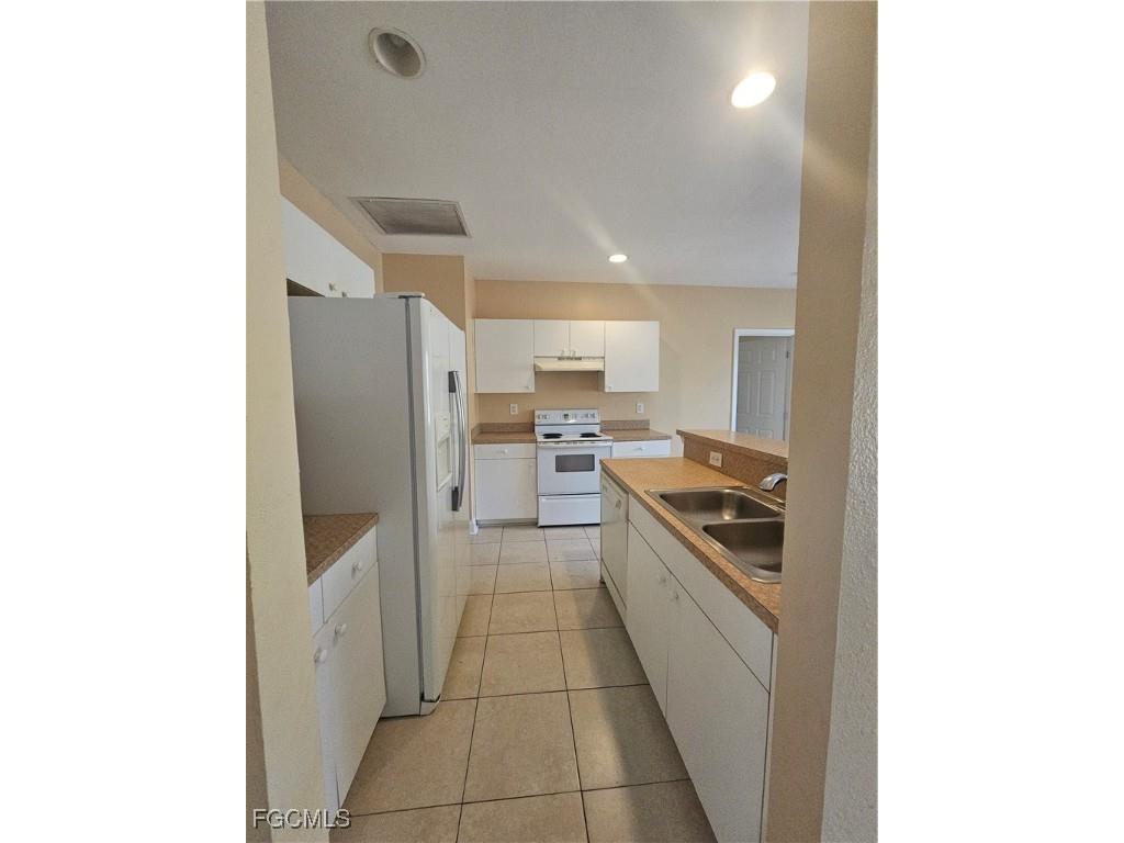 1105 Florence Street E Lehigh Acres FL 33974 2025016785 image3