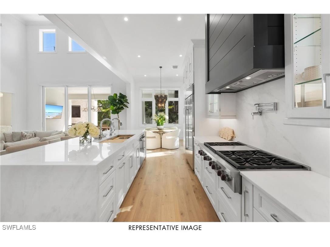 1105 Hollygate Lane Naples FL 34103 224088611 image4