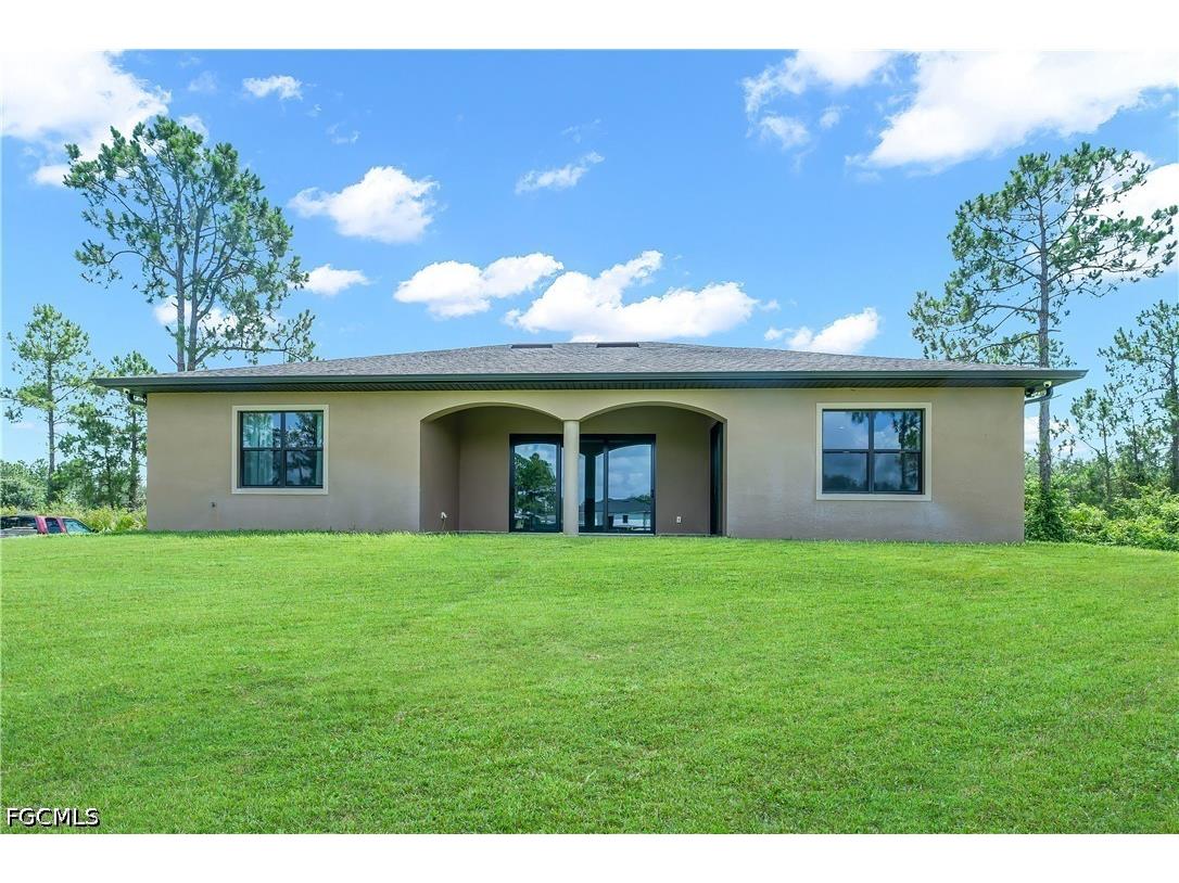 1105 James Avenue Lehigh Acres FL 33936 2026012568 image46