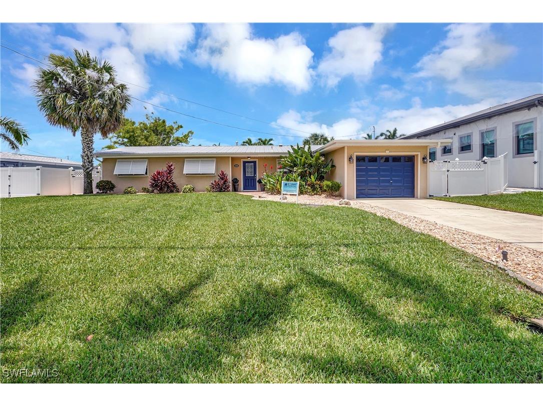 1105 Lenox Court Cape Coral FL 33904 225058789 image1