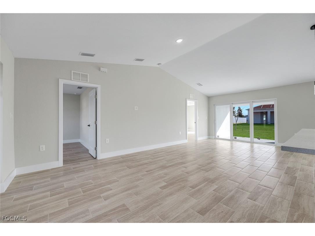 1105 NW 21st Avenue Cape Coral FL 33993 2026012159 image4