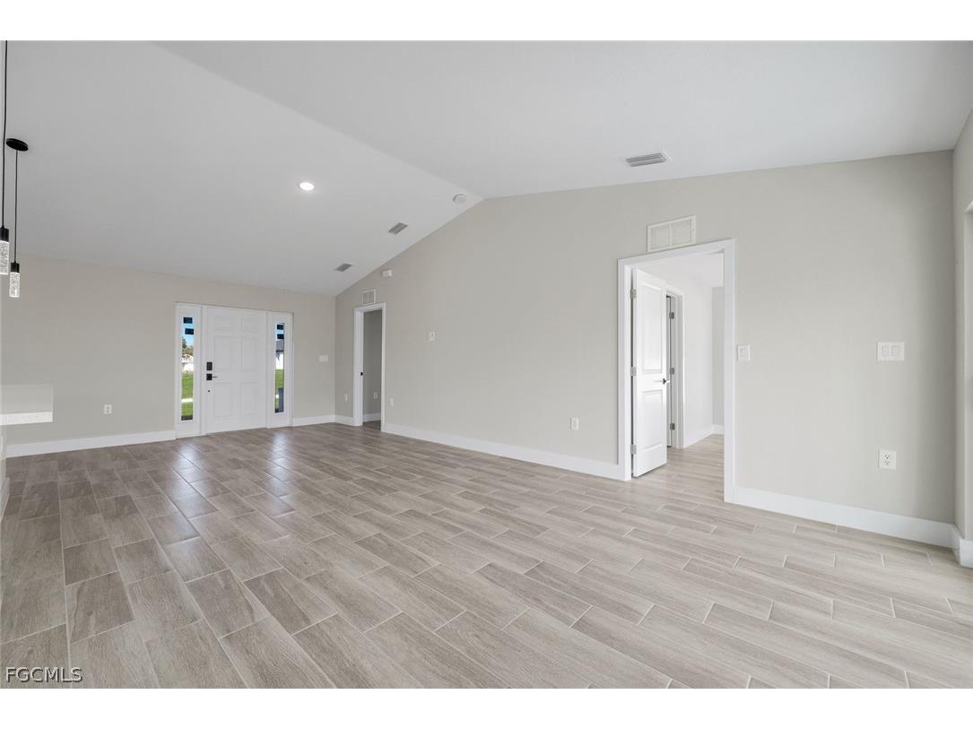 1105 NW 21st Avenue Cape Coral FL 33993 2026012159 image7