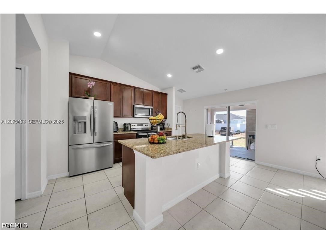 1105 NW 24th Place Cape Coral FL 33993 2026029586 image5
