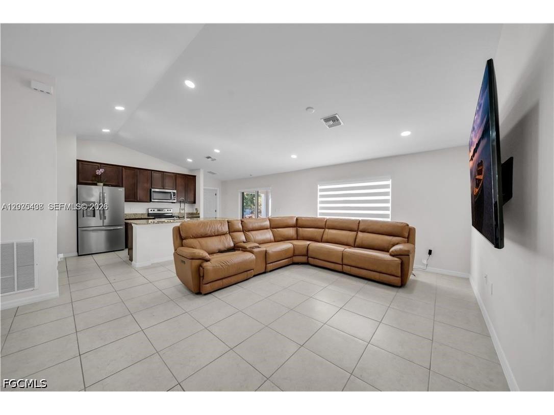1105 NW 24th Place Cape Coral FL 33993 2026029586 image9