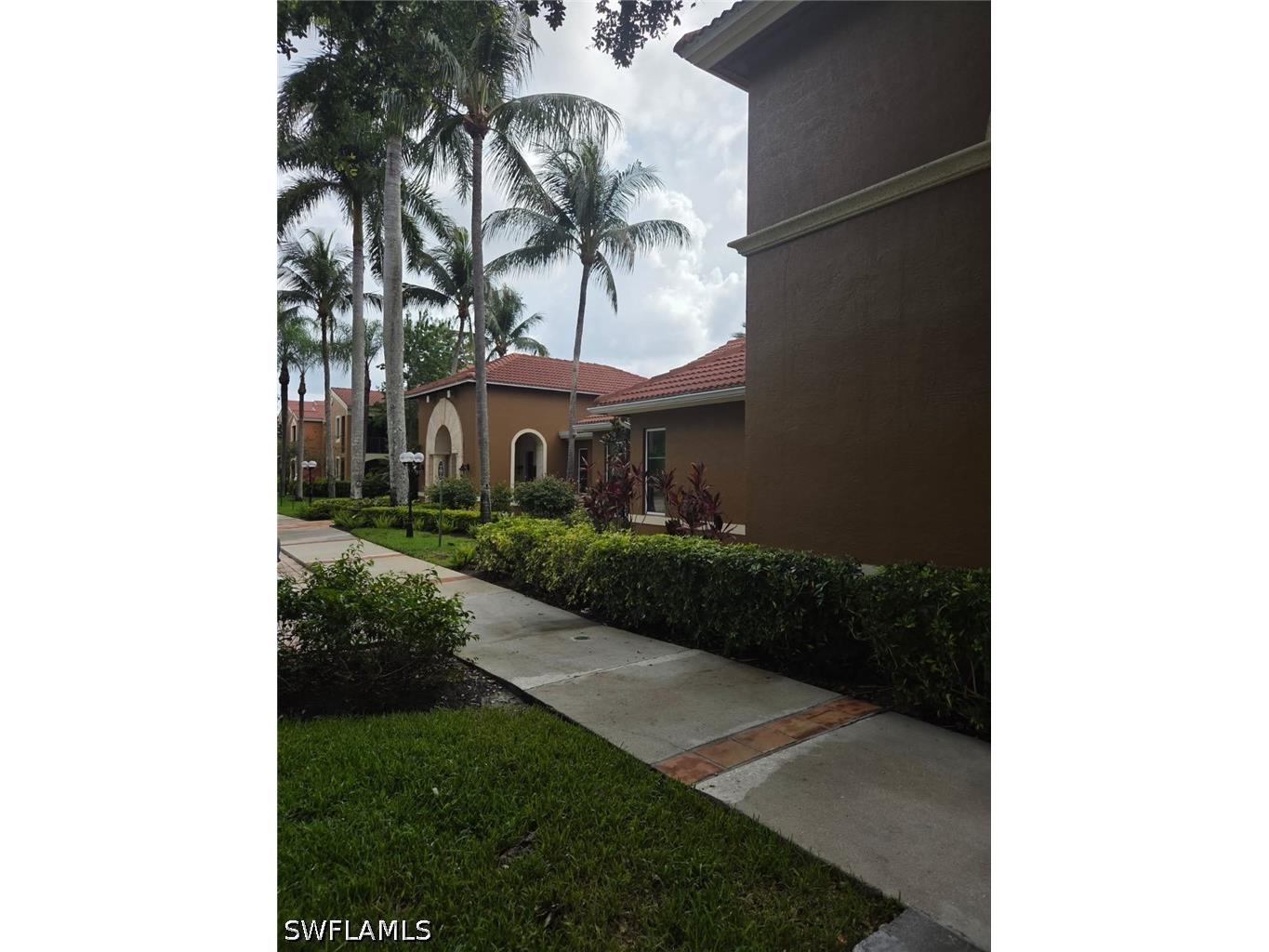 1105 Reserve Court #201 Naples FL 34105 226023559 image29