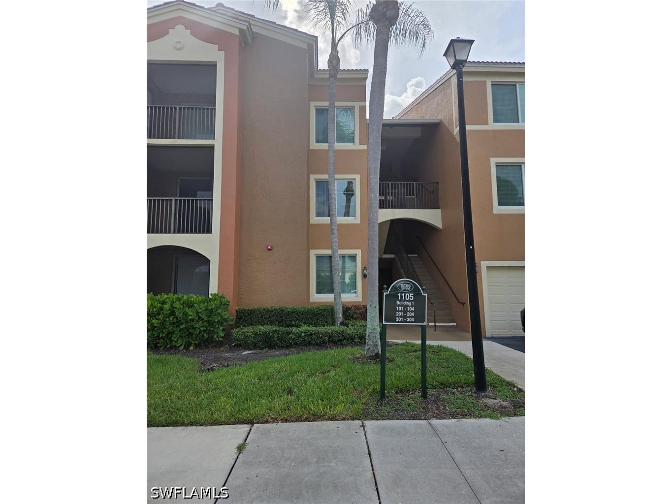 1105 Reserve Court #201 Naples FL 34105 226023559 image32