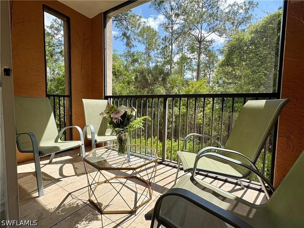 1105 Reserve Court #206 Naples FL 34105 226009966 image1