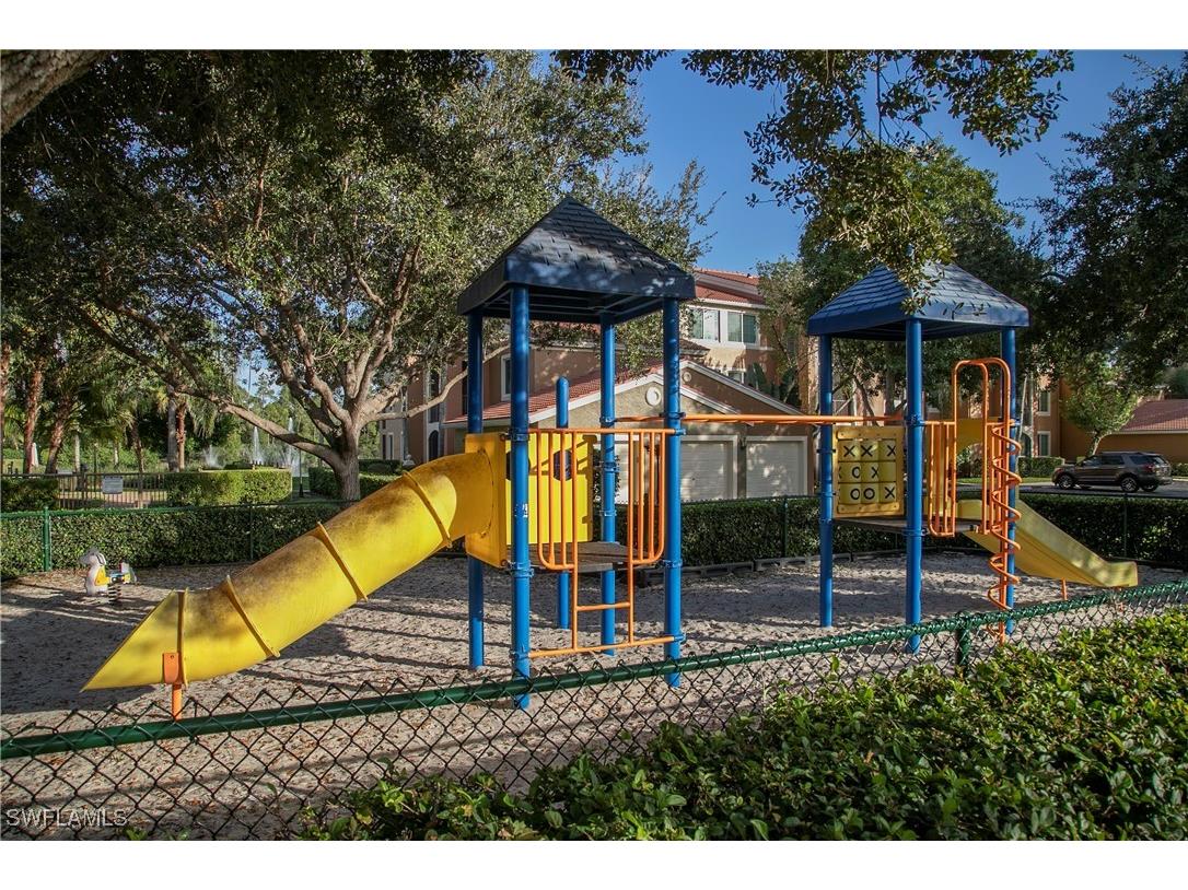 1105 Reserve Court #305 Naples FL 34105 225060282 image16