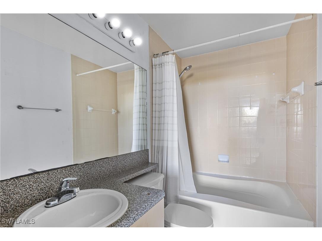 1105 Reserve Court #305 Naples FL 34105 226003900 image17