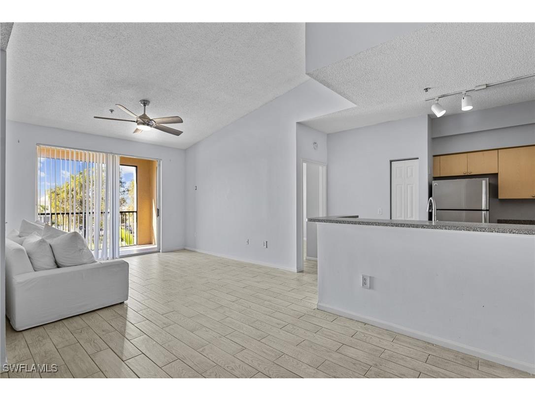 1105 Reserve Court #305 Naples FL 34105 226003900 image23