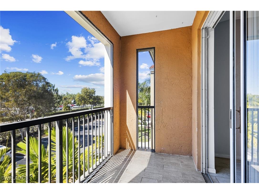 1105 Reserve Court #305 Naples FL 34105 226003900 image24