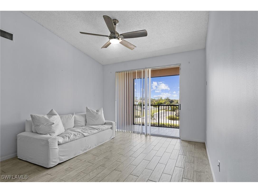 1105 Reserve Court #305 Naples FL 34105 226003900 image3