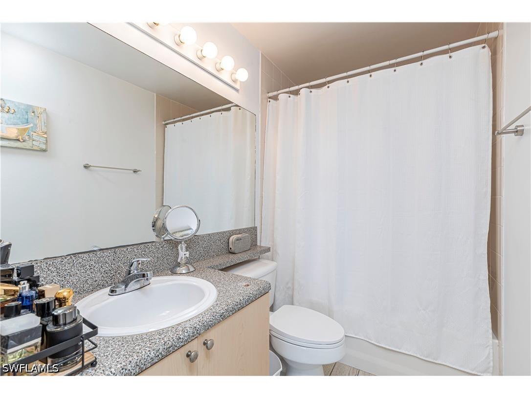 1105 Reserve Court #305 Naples FL 34105 226022087 image36