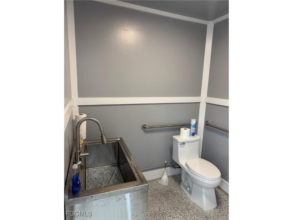 1105 SE 12th Avenue #E Cape Coral FL 33990 2025021731 image5