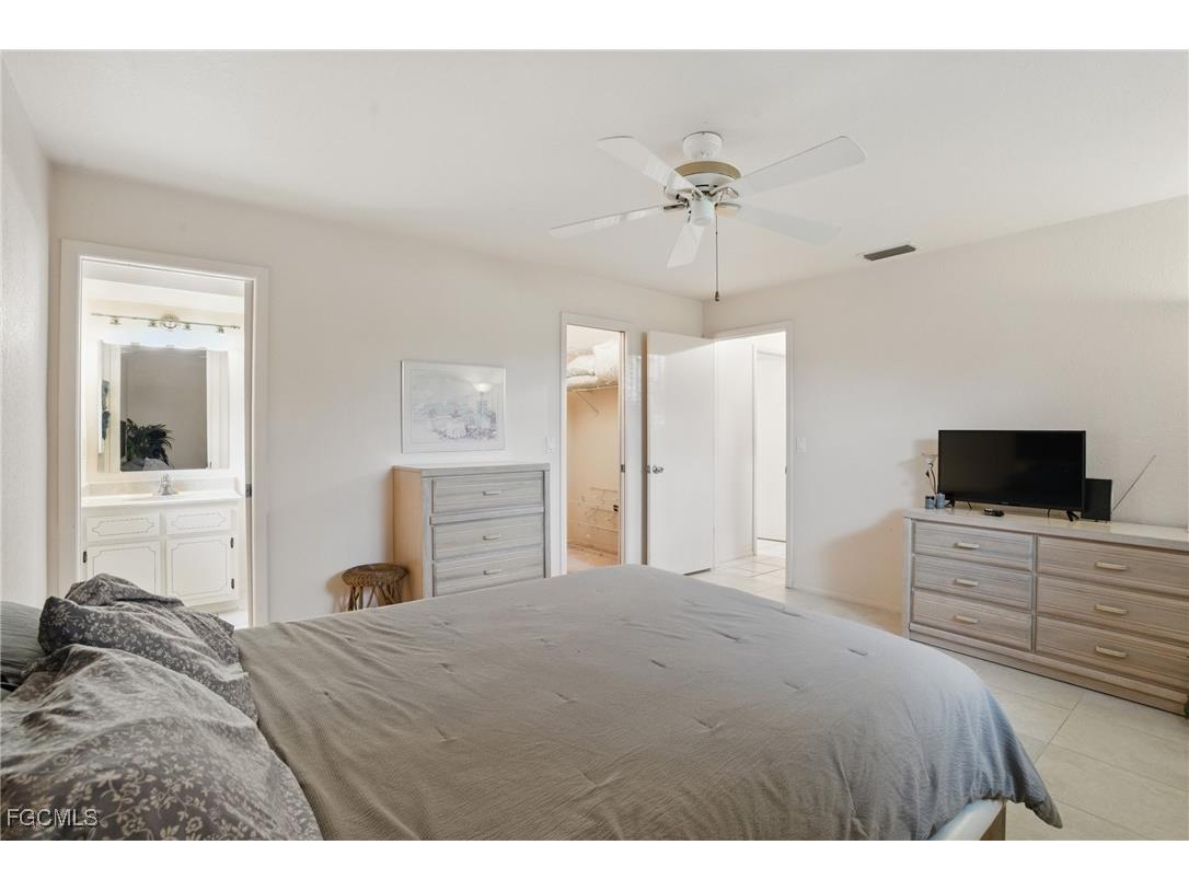 1105 SE 17th Terrace Cape Coral FL 33990 2025020239 image14