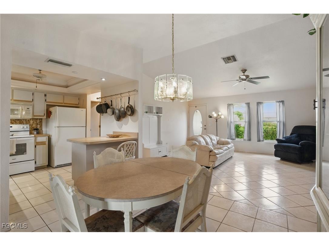 1105 SE 17th Terrace Cape Coral FL 33990 2025020239 image9