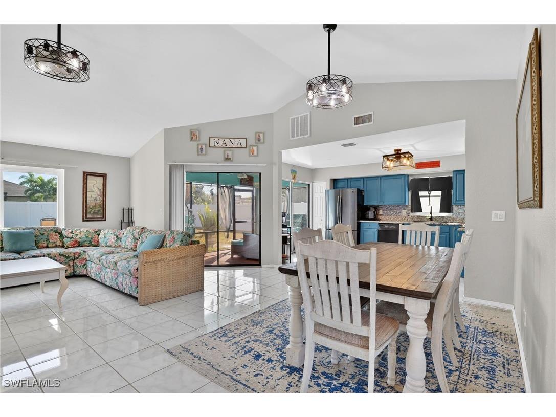 1105 SW 11th Place Cape Coral FL 33991 226000786 image3