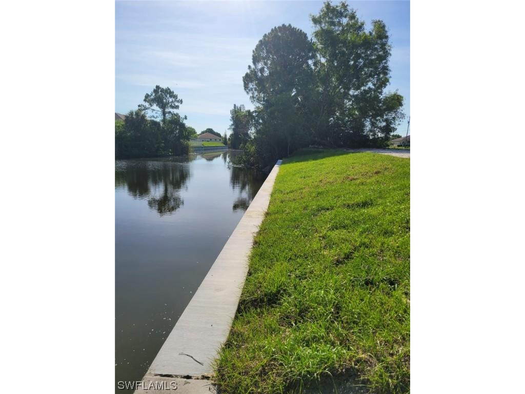 1105 SW 1st Terrace Cape Coral FL 33991 223050272 image1