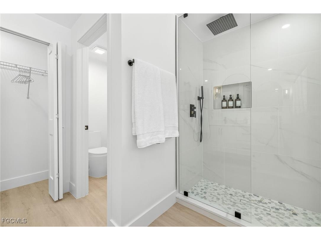 1105 Skiff Place Sanibel FL 33957 2025000104 image17