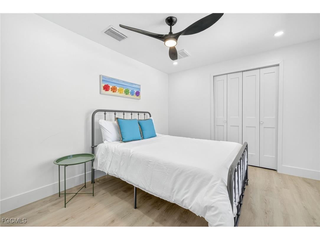 1105 Skiff Place Sanibel FL 33957 2025000104 image23