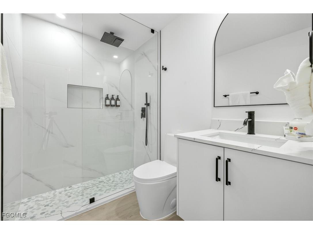 1105 Skiff Place Sanibel FL 33957 2025000104 image25