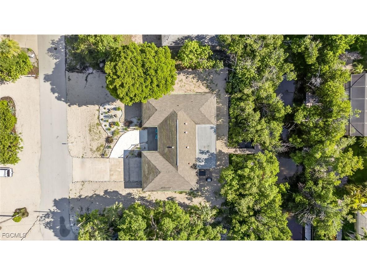 1105 Skiff Place Sanibel FL 33957 2025000104 image41