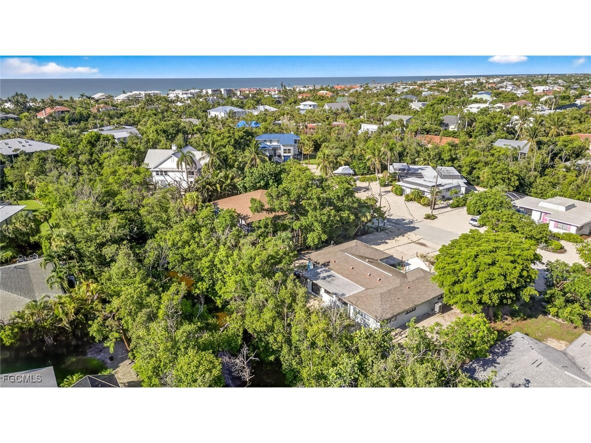 1105 Skiff Place Sanibel FL 33957 2025000104 image43