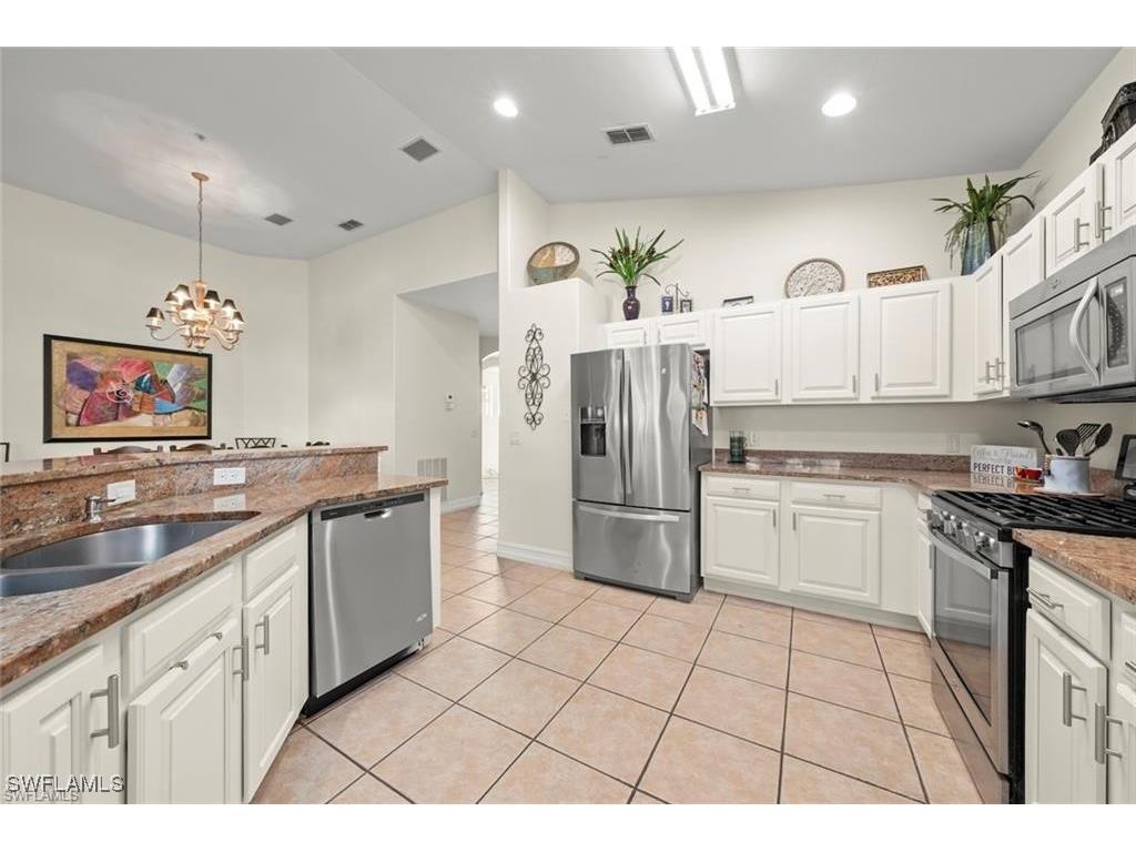 11053 Harbour Yacht Court #201 Fort Myers FL 33908 226000357 image2