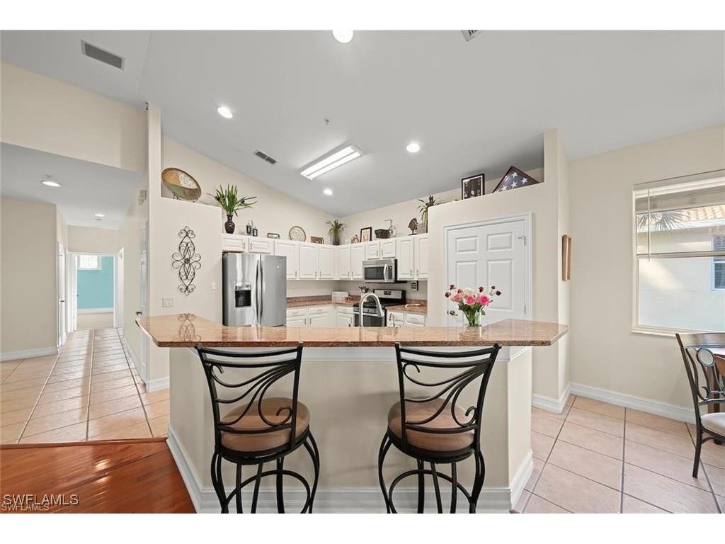 11053 Harbour Yacht Court #201 Fort Myers FL 33908 226000357 image3