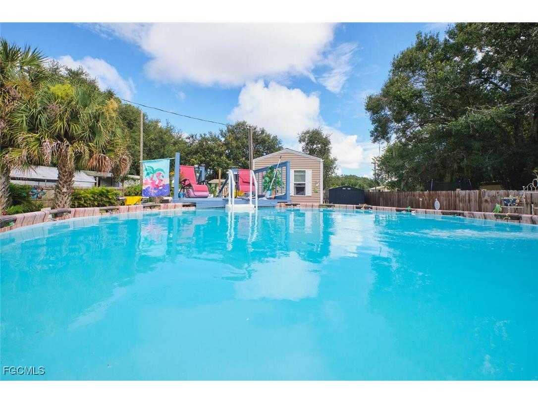 1106 Charles Street Moore Haven FL 33471 2025010150 image3
