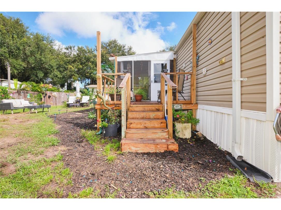 1106 Charles Street Moore Haven FL 33471 2025010150 image6