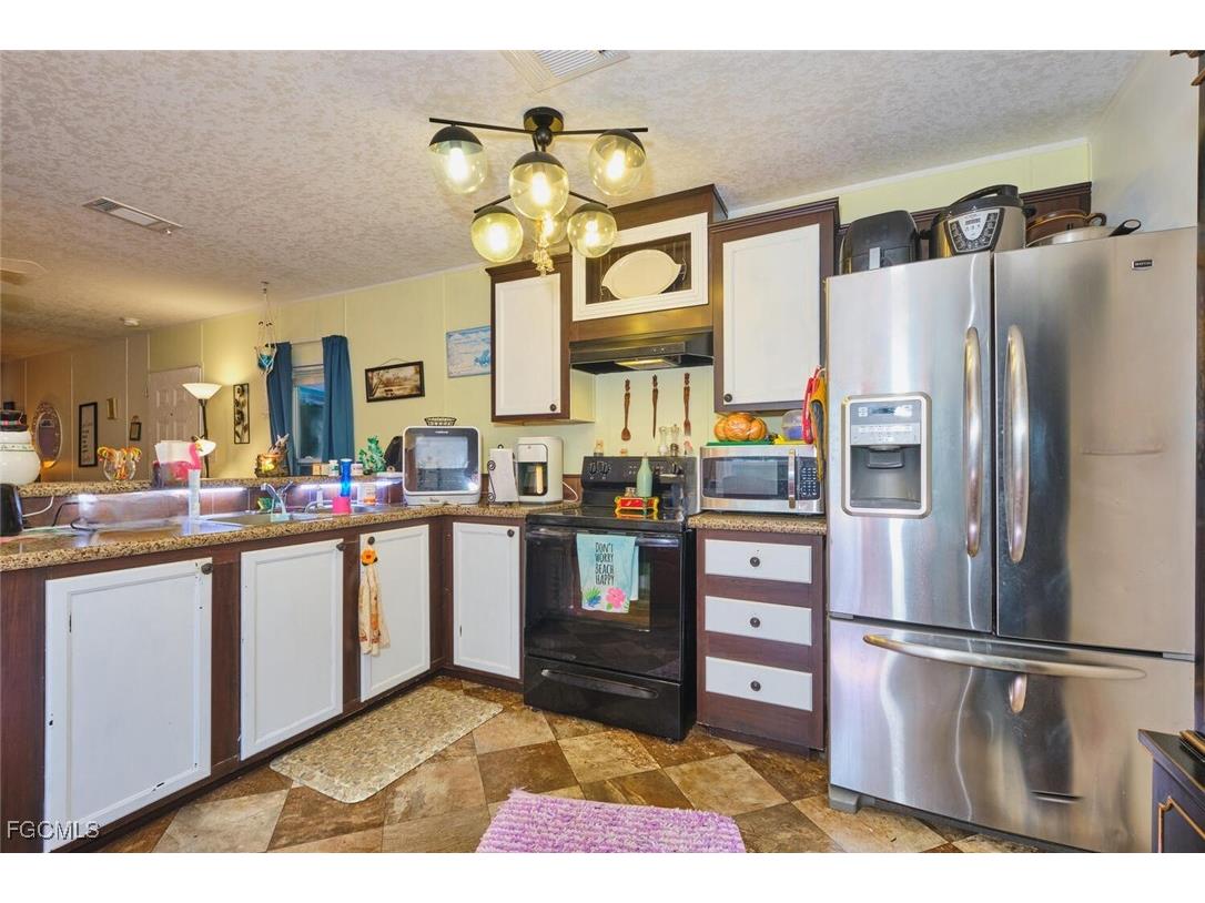 1106 Charles Street Moore Haven FL 33471 2025010150 image9