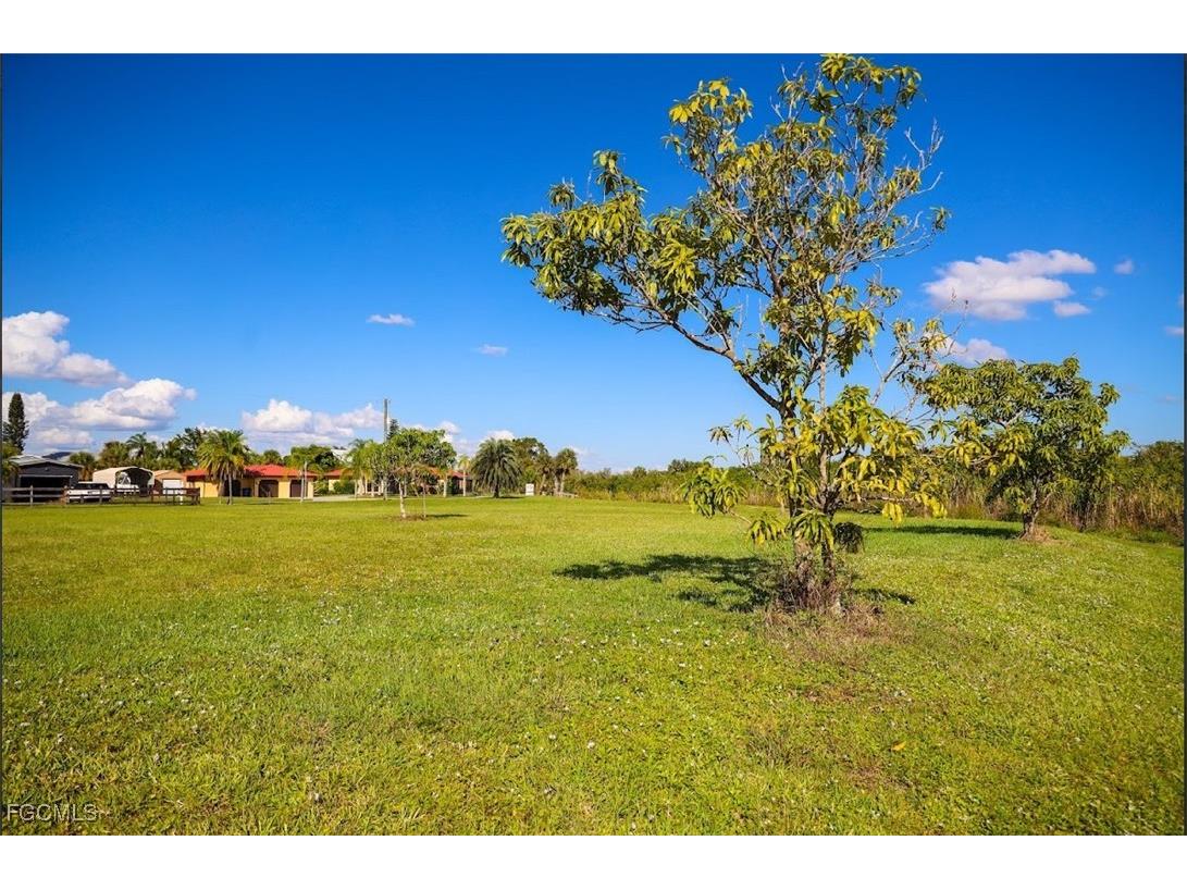 1106 E Anchor Lane Moore Haven FL 33471 2025017534 image15