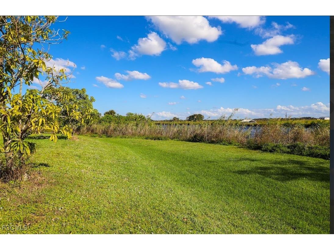 1106 E Anchor Lane Moore Haven FL 33471 2025017534 image16