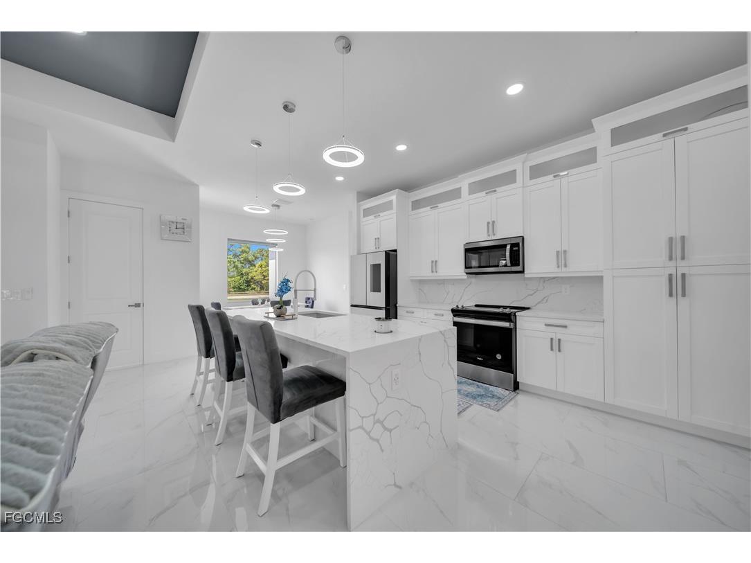 1106 Floyd Avenue S Lehigh Acres FL 33976 2025014819 image10